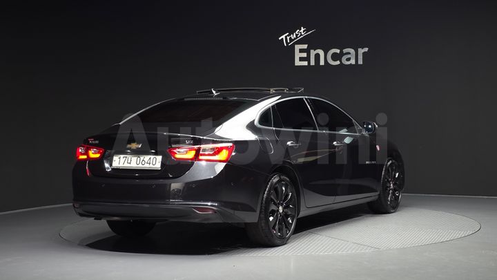 Chevrolet Malibu 2017 — 2