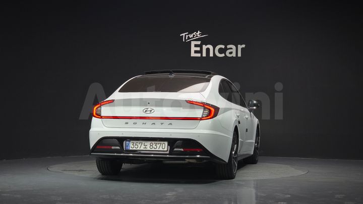Hyundai Sonata 2023 — 4