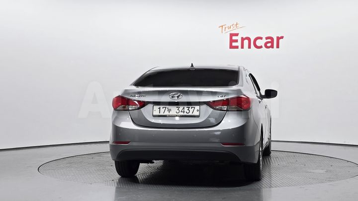 Hyundai Avante 2014 — 4