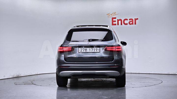 Mercedes-Benz GLC Class 2019 — 4