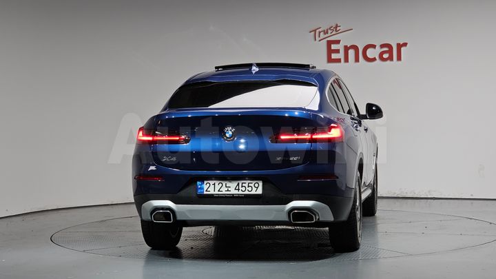 BMW X4 2023 — 4