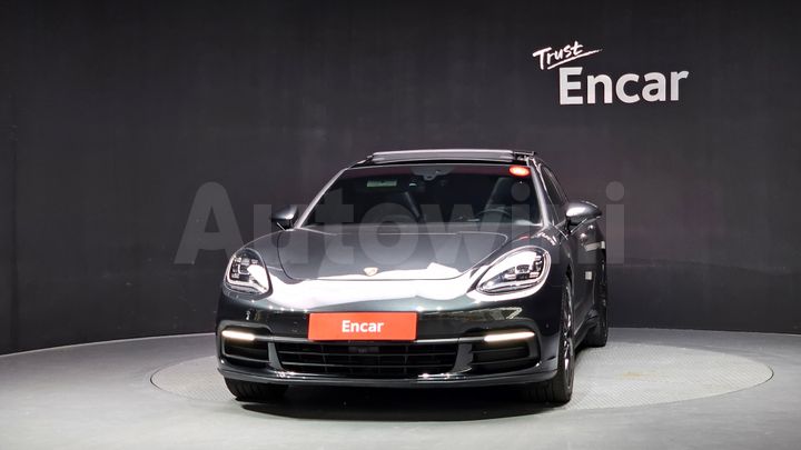 Porsche Panamera 2018 — 3