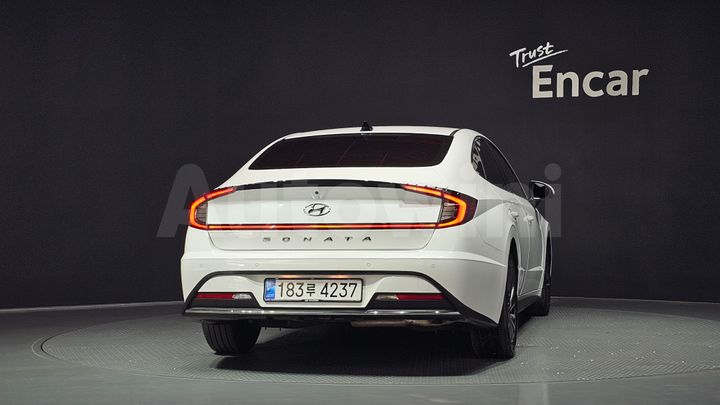 Hyundai Sonata 2021 — 4