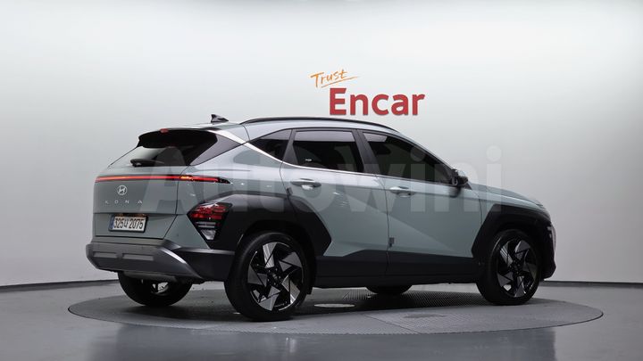 Hyundai Kona 2023 — 2