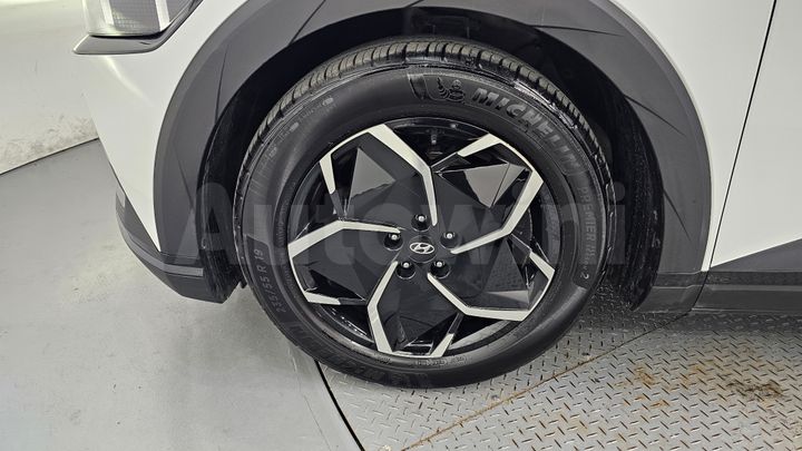 Hyundai Ioniq5 2022 — 5