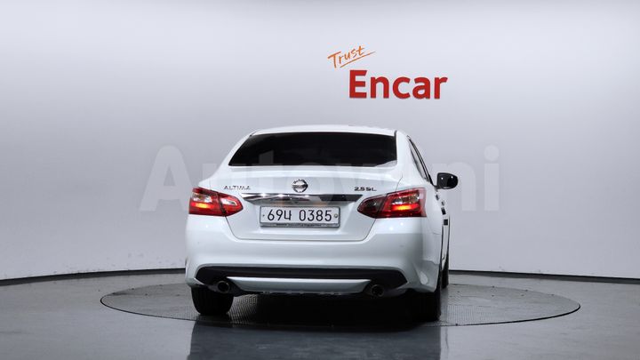Nissan Altima 2017 — 4