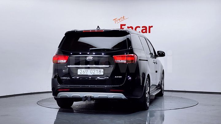 Kia Carnival 2017 — 4