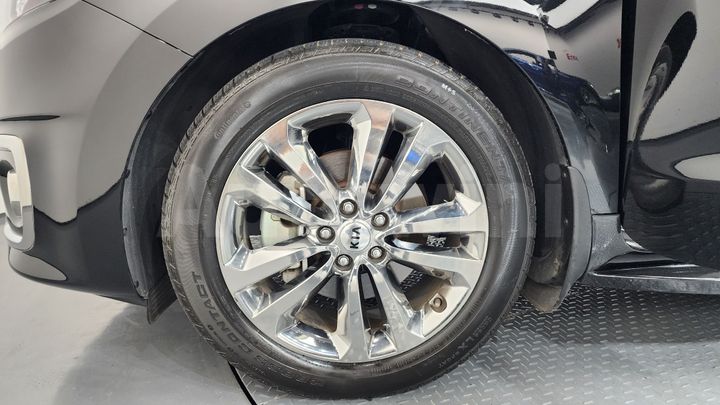 Kia Carnival 2017 — 5