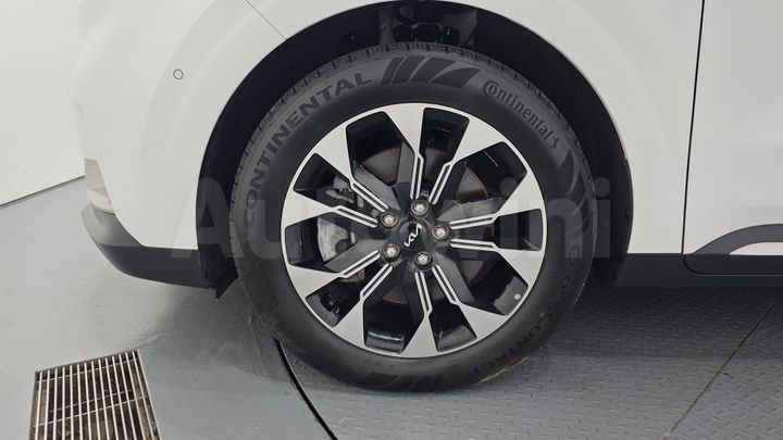 Kia Carnival 2023 — 5