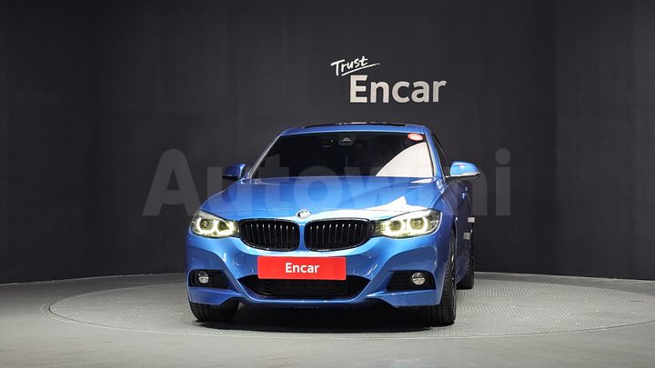 BMW 3 Series 2021 — 3