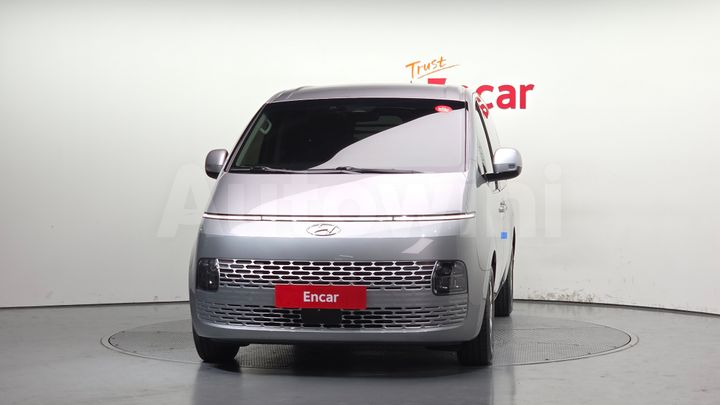 Hyundai Staria 2024 — 3
