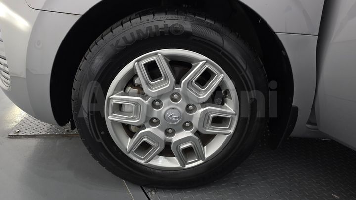 Hyundai Staria 2024 — 5