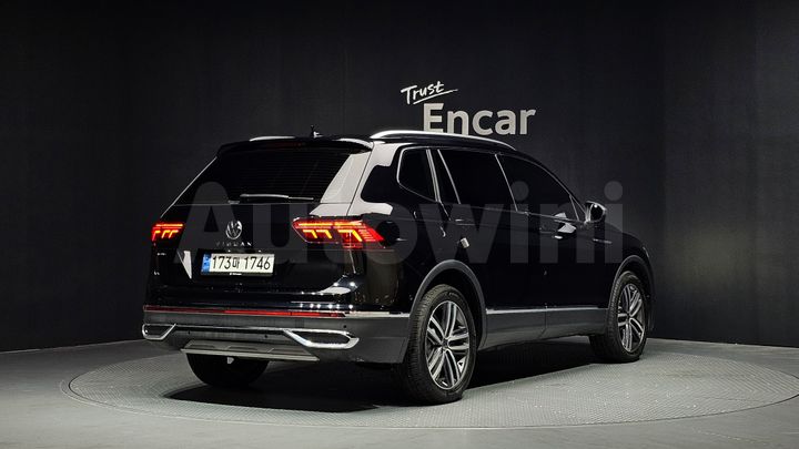 Volkswagen Tiguan 2024 — 2