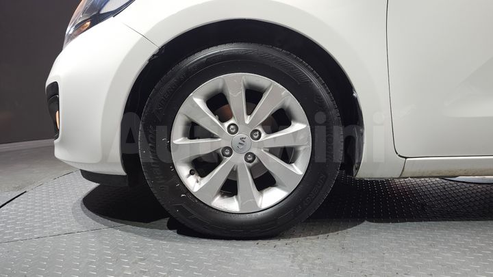 Kia Pride 2014 — 5
