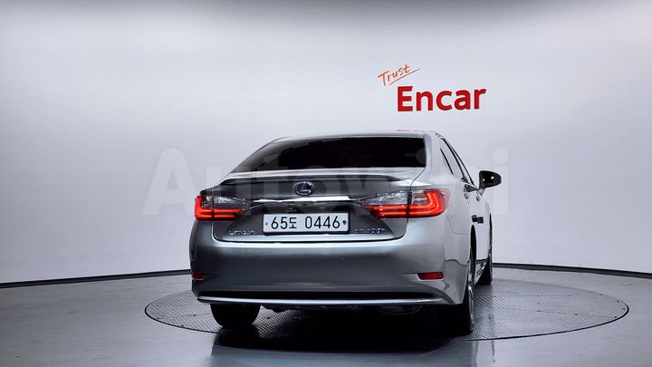 Lexus ES 2016 — 4