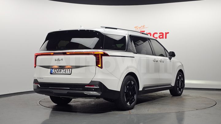 Kia Carnival 2024 — 2