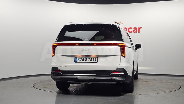 Kia Carnival 2024 — 4