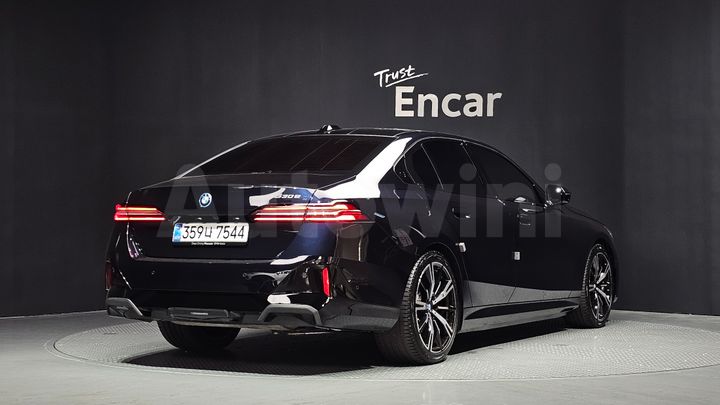 BMW 5 Series 2026 — 2