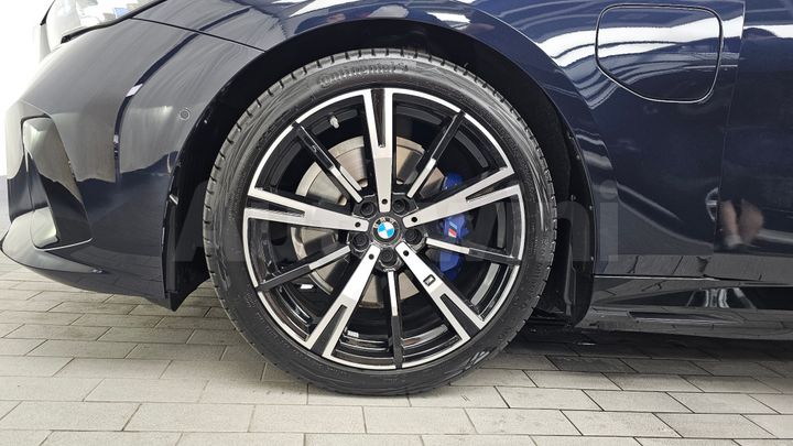 BMW 5 Series 2026 — 5