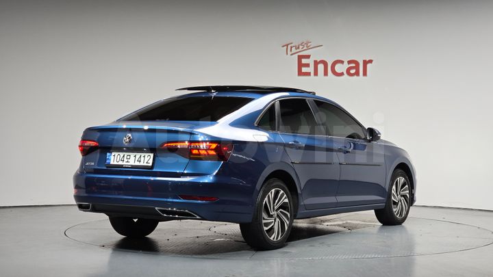Volkswagen Jetta 2021 — 2
