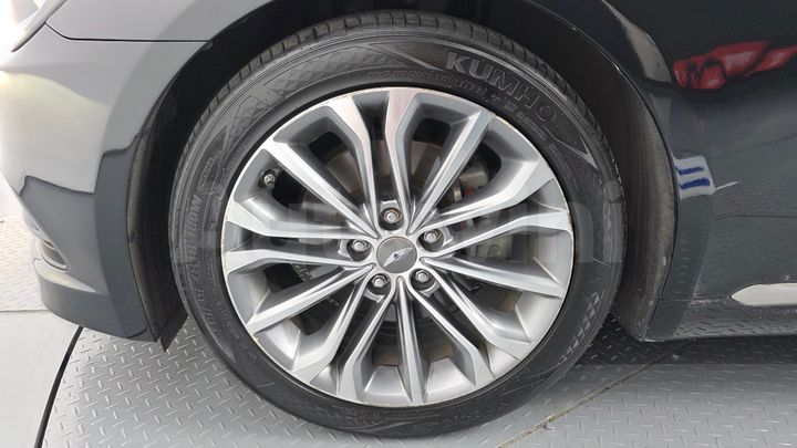 Hyundai Genesis 2015 — 5