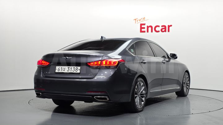 Hyundai Genesis 2015 — 2
