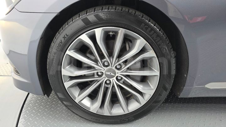 Hyundai Genesis 2015 — 5