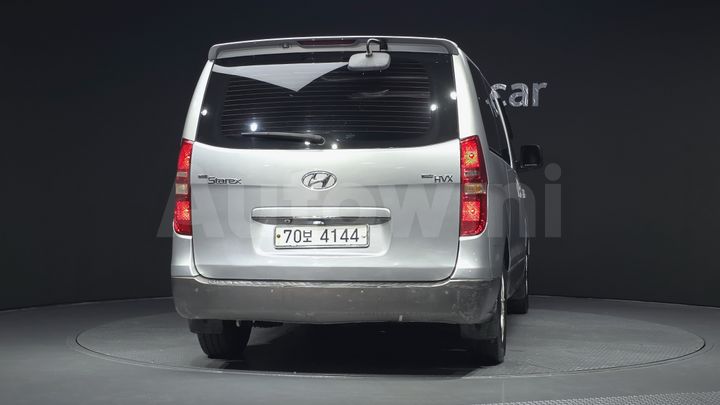 Hyundai Starex 2010 — 4