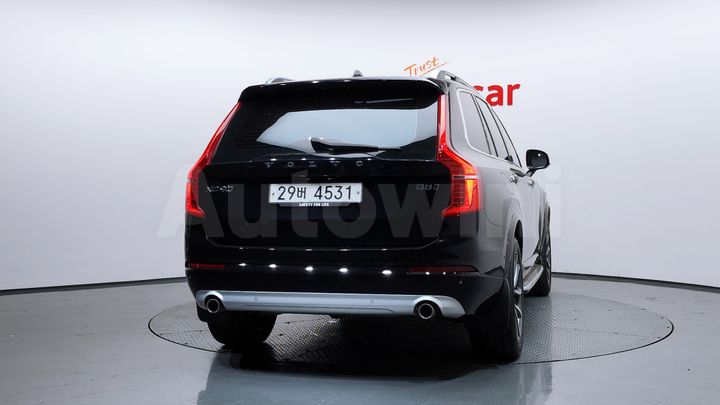 Volvo XC90 2017 — 4