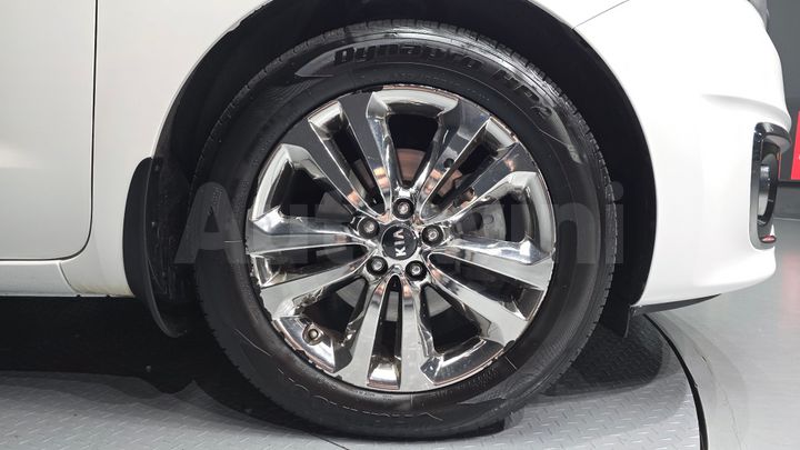 Kia Carnival 2015 — 5