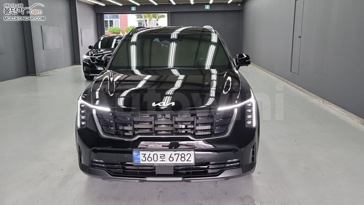 Kia Sorento 2024 KNARH81GBRA326846 — 3