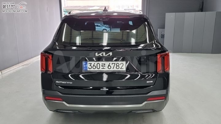 Kia Sorento 2024 KNARH81GBRA326846 — 4