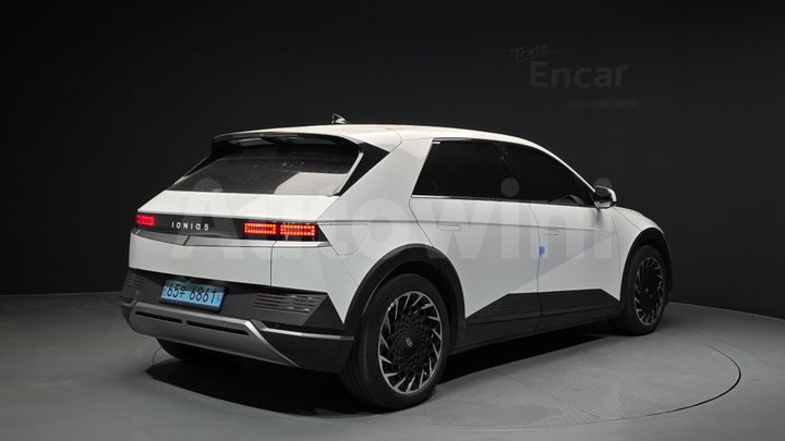 Hyundai Ioniq5 2023 — 2