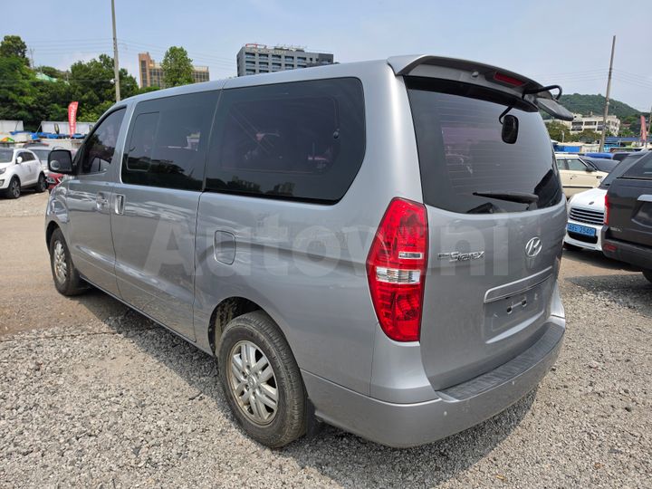 Hyundai Starex 2015 — 3