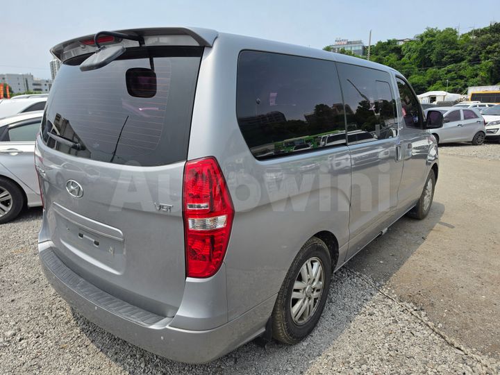Hyundai Starex 2015 — 5