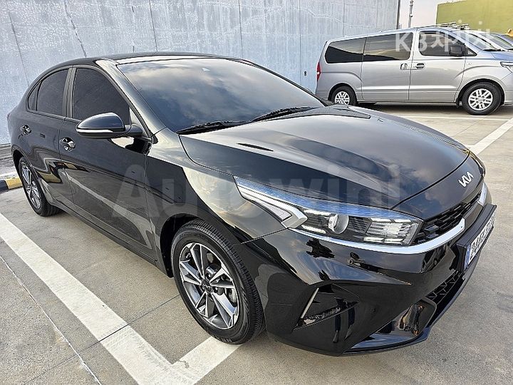 Kia K3 2022 KNAF241BENA143489 — 3