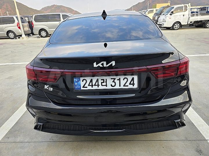 Kia K3 2022 KNAF241BENA143489 — 5