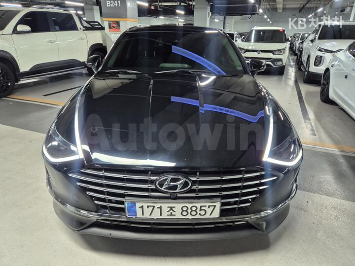 Hyundai Sonata 2023 — 3
