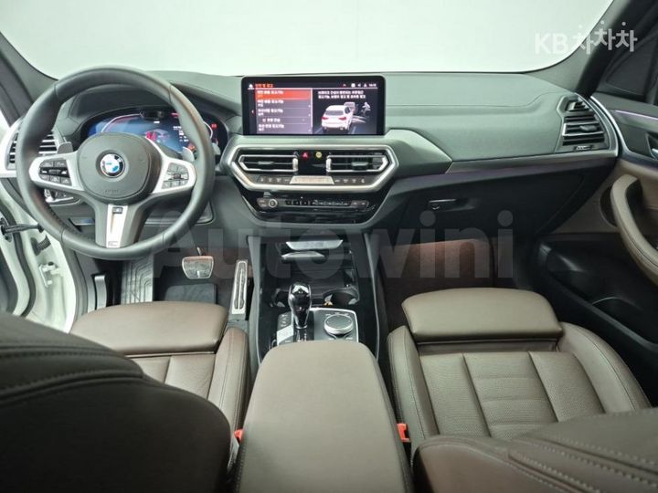 BMW X3 2024 WBA31DP08R9W45606 — 5
