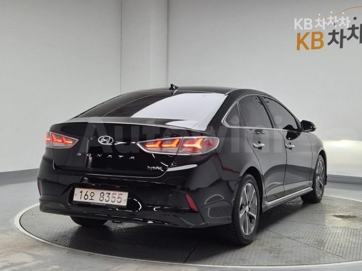 Hyundai Sonata 2019 KMHE3413BKA088284 — 3