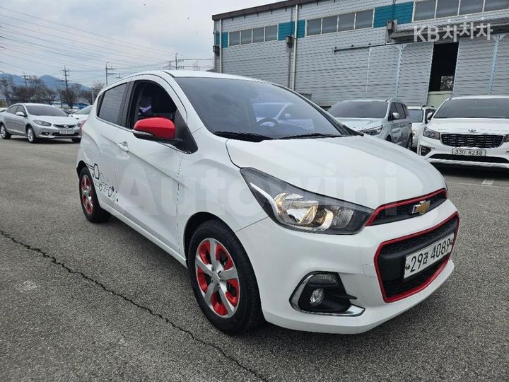 Chevrolet Spark 2017 KLYDC487DHC725374 — 3