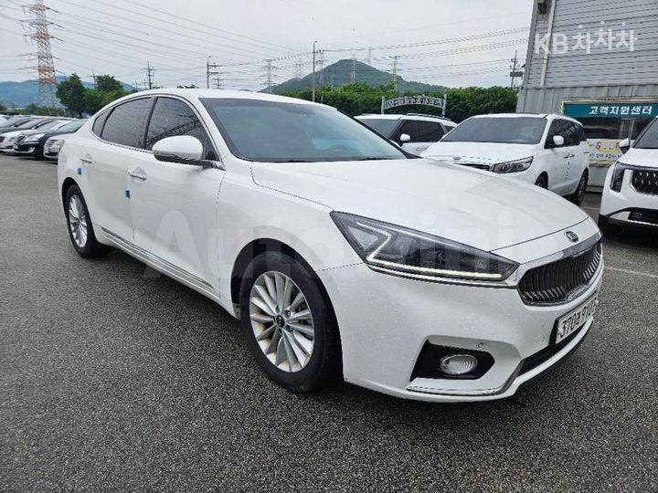 Kia K7 2018 — 2