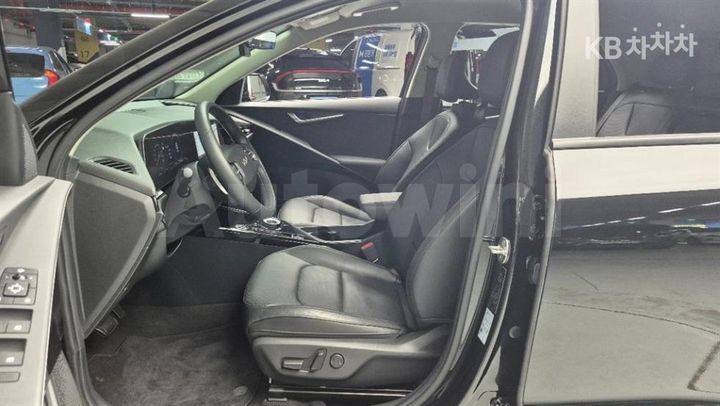 Kia Niro 2024 — 3