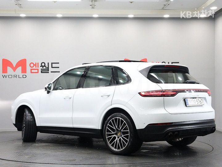 Porsche Cayenne 2021 — 3
