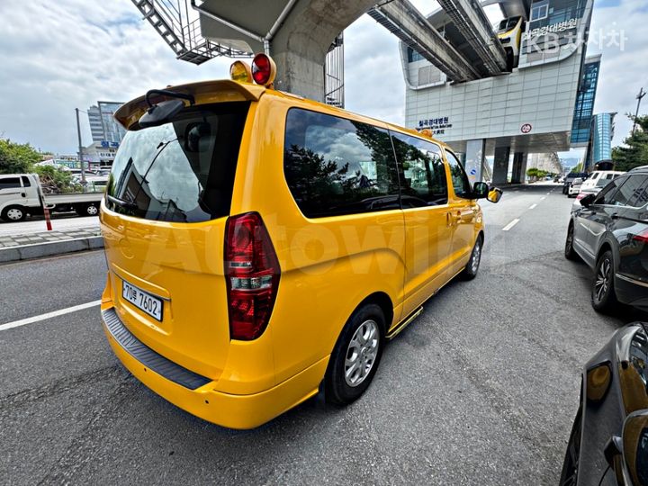 Hyundai Starex 2015 — 4