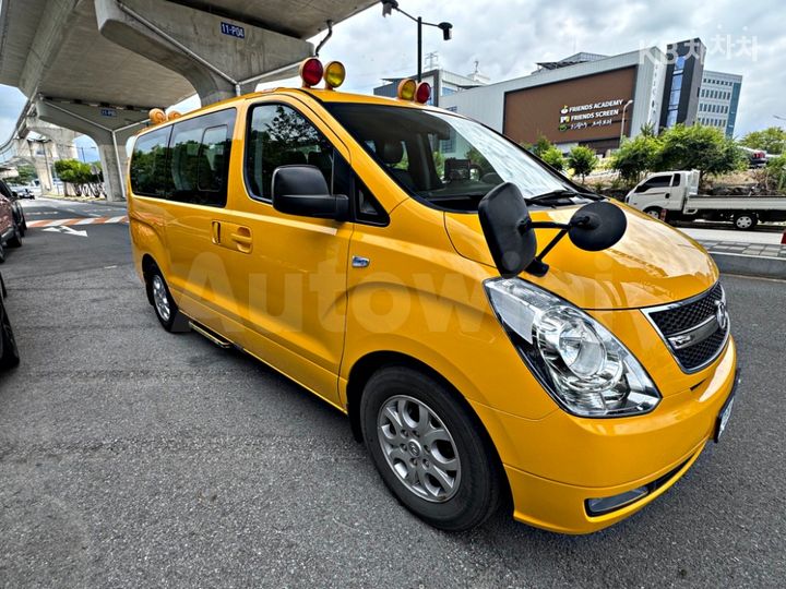 Hyundai Starex 2015 — 5