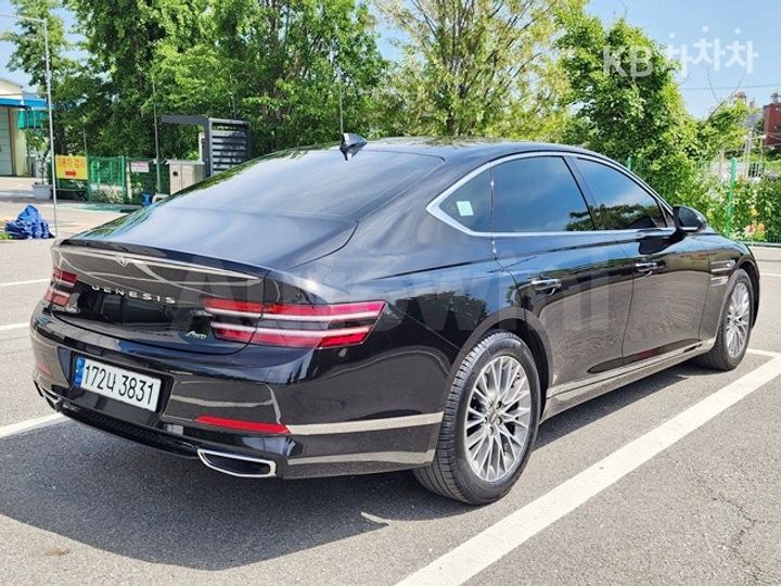 Genesis G80 2021 — 2