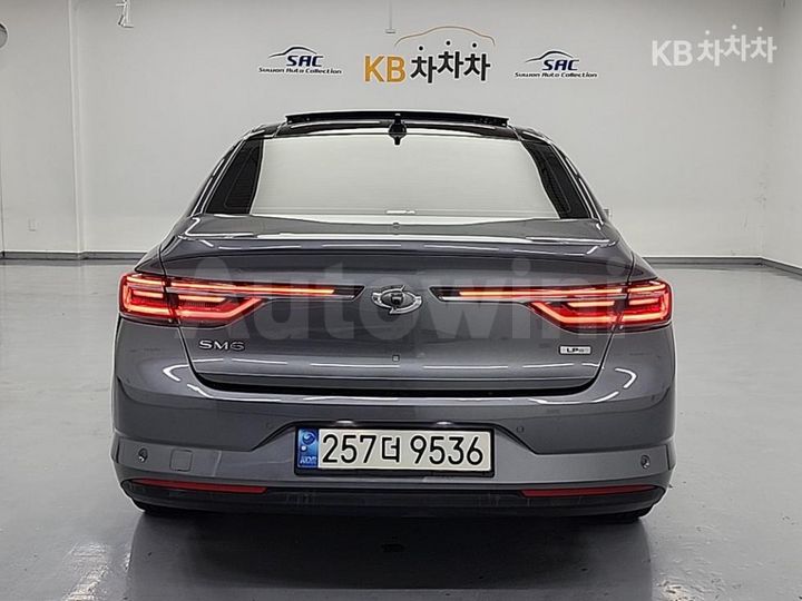 Renault SM6 2021 KNMA4C2CMMP039698 — 3