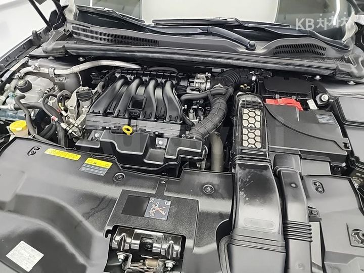 Renault SM6 2021 KNMA4C2CMMP039698 — 5