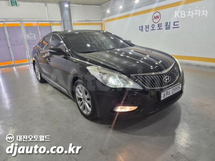 Hyundai Grandeur 2011 — 3